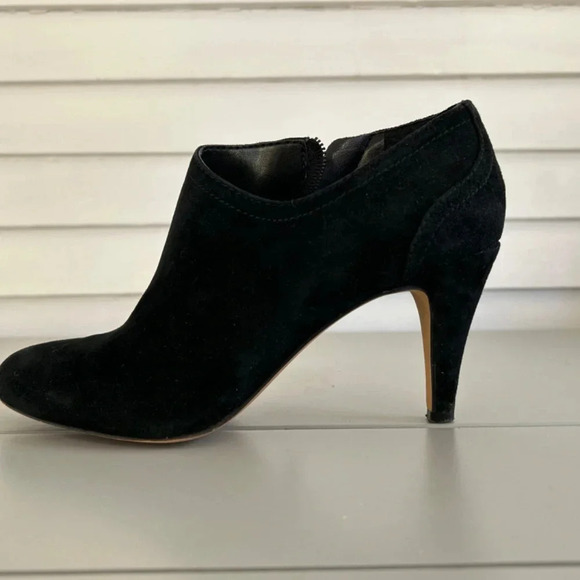Vince Camuto Vo-Vola Heeled Booties Sz 6.5 - Picture 4 of 10